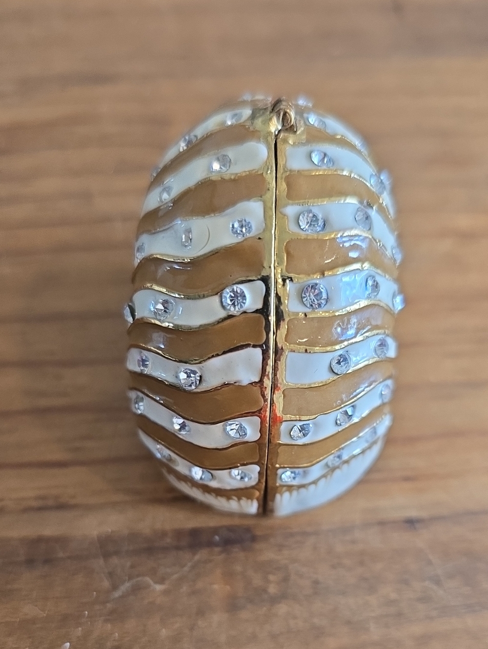Nautilus Shell Enameled Box with Rhinestones - Picture 8 of 16